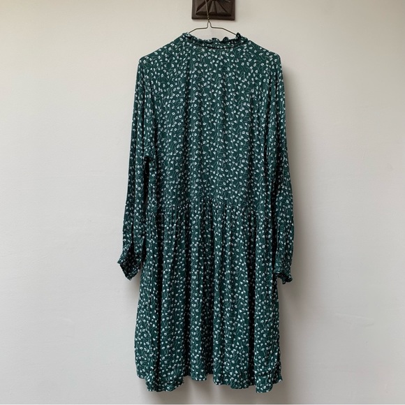 Monki Green Floral Dress size medium long sleeve - Picture 3 of 7